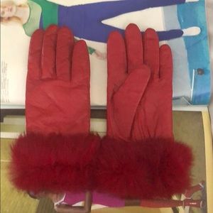 Women’s Red Learher Gloves